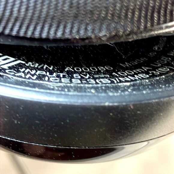 Logitech Black Wired Headset with USB Connection Model A00086 - Picture 6 of 6